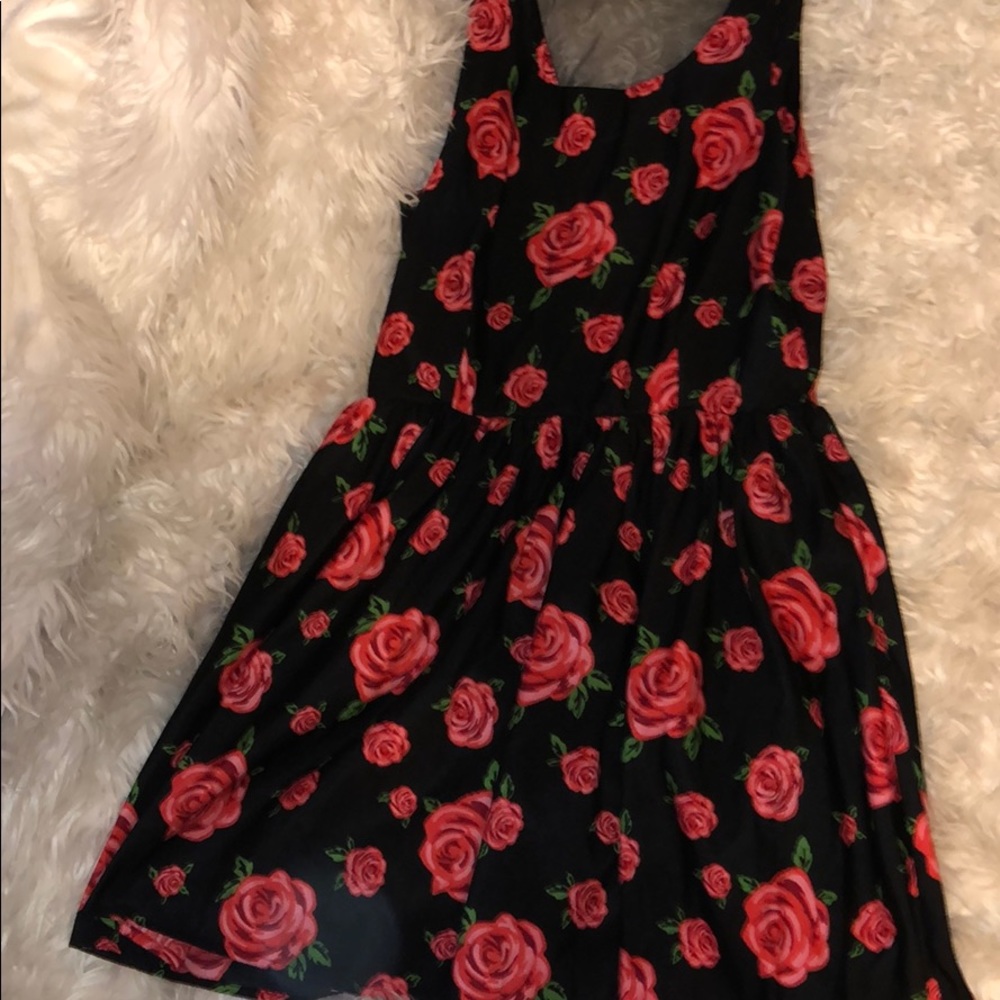 Forever 21 Pink and Black Flower Dress